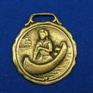 Boy Scout Vintage Watch Fob Scout In Canoe 1915 BSA 259C1 - Picture 1 of 3