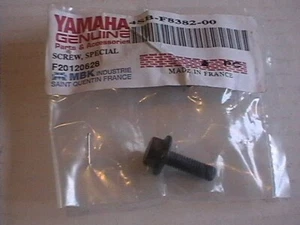 VITE FLANGIA SPECIALE ORIGINALE YAMAHA 4SB-F8382-00 CW50 E L N RS 1995-2013 - Foto 1 di 2