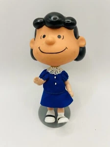 Muñeca Lucy Vintage Mattel 1968 Skedaddle Walking Toy Peanuts - solo figura - Imagen 1 de 4