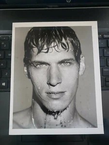 Sexy Revista Sudorosa Aldo Rossi Talk Foto Modelo Masculino - Imagen 1 de 4