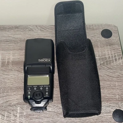 ВСПЫШКА CANON SPEEDLITE 580EX С КРЕПЛЕНИЕМ ДЛЯ ОБУВИ С МЯГКИМ ЧЕХЛОМ — протестирована в отличном состоянии - Изображение 1 из 4
