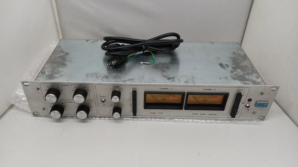 UREI 1178 Stereo Compressor Used from japan - Image 1 of 4
