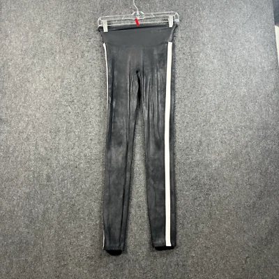 Leggings Spanx de imitación de cuero para mujer pequeños negros blancos a rayas laterales brillantes Foto 1 de 4