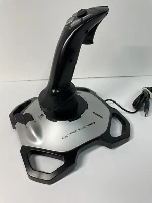 Joystick para juegos Logitech Extreme 3D Pro para PC con Windows plateado/negro X30 Foto 1 de 4