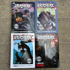Beserk Kentaro Miura Dark Horse 4 Book Lot: #14,18, 28, 41 - Bild 1 von 7