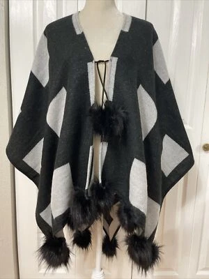 NUEVA MARC NEW YORK Mujer Puncho Capa Top Camisa Negra Gris Talla O/S Foto 1 de 4