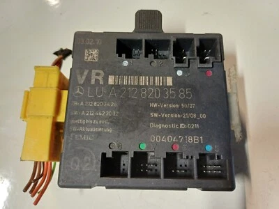 K6-31 Mercedes-Benz W204 Classe C Unità Anteriore Destro A2128203585 - Immagine 1 di 4