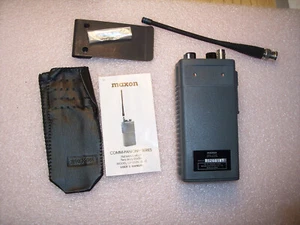 MAXON CP-0530 TRANSCEPTOR DE RADIO BIDIRECCIONAL PORTÁTIL UHF FM TX/RX NOS/SIN USAR - Imagen 1 de 7