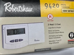 Programmable TSTAT - Robertshaw - Picture 1 of 1