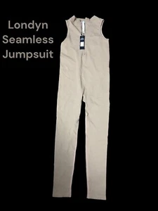 Londyn Zip Front Seamless Jumpsuit Fashion Nova Taupe M/L - Picture 1 of 3