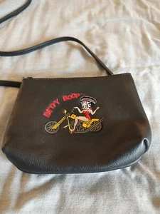 Vintage BIKER Betty Boop EMBROIDERY Black Genuine Leather Crossbody Purse Bag - Picture 1 of 8