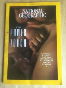National Geographic JUNE 2022 The Power Of Touch, Philippines Coral reef LYNX - Picture 1 of 2
