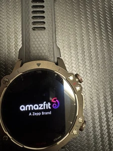 Amazfit - Montre connectée Falcon 32 mm monocoque titane - cristal saphir - Photo 1 sur 12
