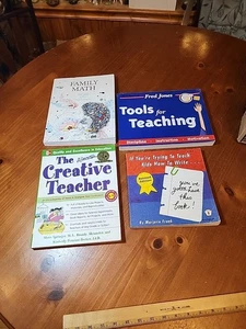 4 LEHRBÜCHER—MATHE—Werkzeuge—Schreiben-Kreative Ideen SCHULBILDUNG—POSTEN - Bild 1 von 9