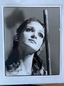 Original Anthony Crickmay Photograph Ballet Maria Almeida as Cinderella - Foto 1 di 2