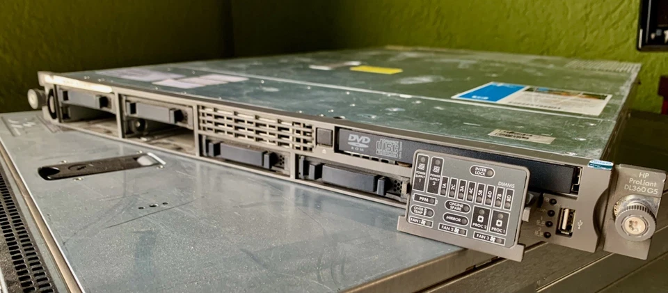 HP ProLiant DL360 G5 20GB RAM No HDD's - Image 1 of 4