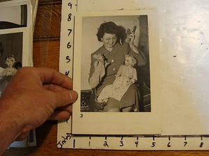 Vintage FAMOUS PUPPETEERS Photo: WOMAN WITH PUPPET AND MARIONETTE - Picture 1 of 2