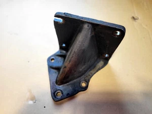 Ford Falcon Galaxy Mustang A/C Air Conditioning Compressor Bracket C5AA-2882-G - Picture 1 of 7