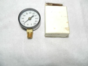 WEKSLER UA12C 1/4" NPT 0/100 psi RANGE GAUGE - Picture 1 of 4