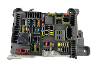 2007-2013 BMW X5   Fuse Relay Power Junction Terminal Block Rear  693168703 OEM - Image 1 of 4