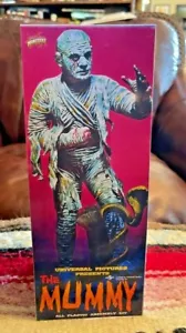The Mummy Monster Aurora Model Kit Reproduction Box Top Tabletop Standee - Picture 1 of 2