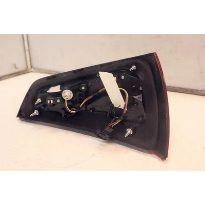 LÁMPARA TRASERA RH AUDI A1 (15-18) 8X 1.4 TDI (66KW) BER. 5P/D/1422CC 2015 Foto 1 de 4