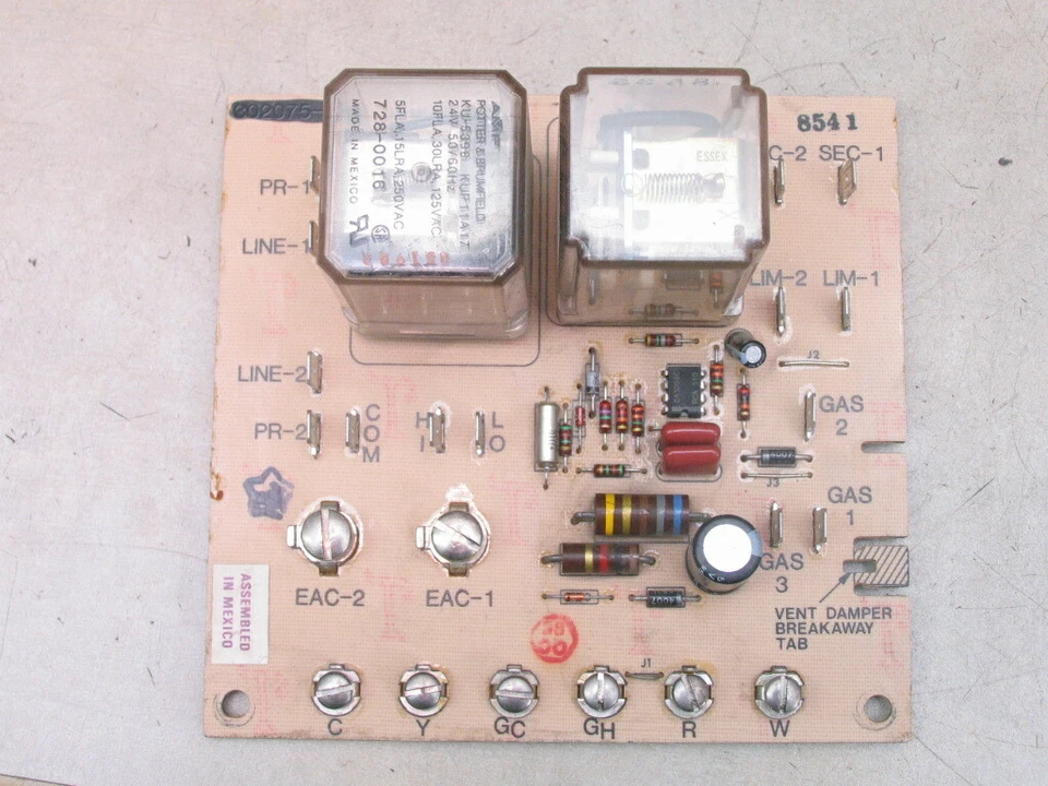 Carrier Bryant HH84AA011 Furnace Control Circuit Board - Image 1 of 4