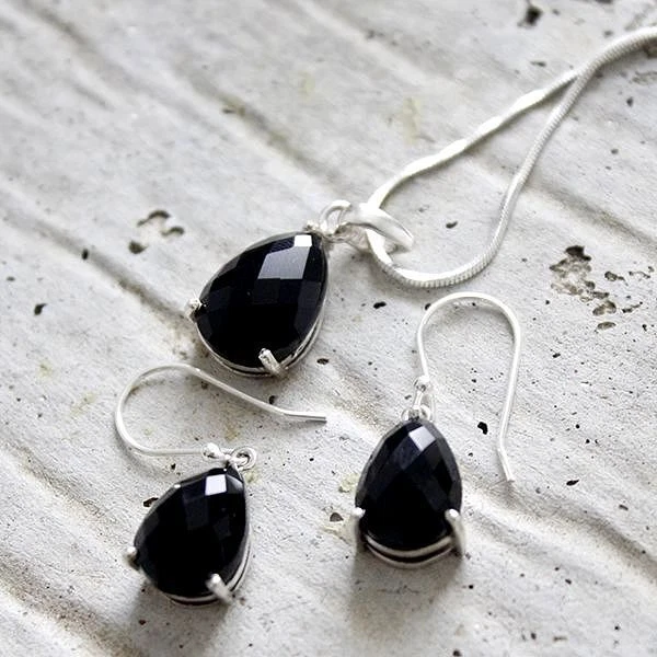 Ciondolo in argento sterling 925 con pietra preziosa di spinello nero... - Immagine 1 di 1