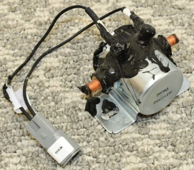 Solenoide SPST de servicio continuo aislado Cole Hersee 24063 24V - SIN USAR con cables Foto 1 de 4