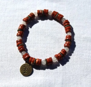Handmade Stretch Bracelet-Red Jasper-Quartz-18cm-Protection/Balance-Tree of Life - Picture 1 of 3