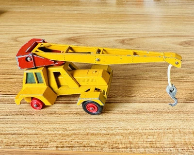 Vintage MATCHBOX KING SIZE 1960s Diecast Taylor Jumbo Crane No. 14 Yellow & Red - Image 1 of 4