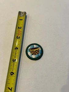 Girl Scouts Basket Merit Badge 1in Embroidered Patch - Picture 1 of 2