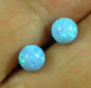 Ohrringe Ohrstecker hergestellt in den USA blauer Feueropal 6 mm Kugel 0,925 Sterlingsilber - Bild 1 von 3