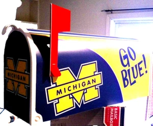 MiCHiGAN WOLVERiNES CUSTOM MAiLBOX~JERSEYS~HELMETS~HATS - Picture 1 of 3