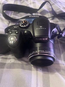 Fuji Film Finepix S2950 Digital Camera Bag And Lens Cover/carrying Strap 14 MP - Picture 1 of 10