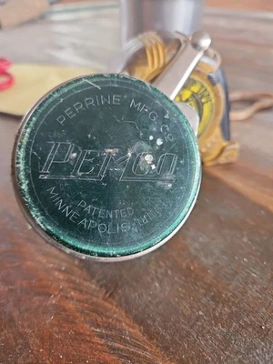 Carrete de pesca con mosca vintage Pemco #55 Perrine Mfg Co patentado Minneapolis verde EE. UU. Foto 1 de 4