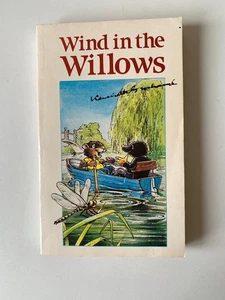 The Wind in the Willows by Kenneth Grahame Paperback, 1987 - vintage kids book - Picture 1 of 12