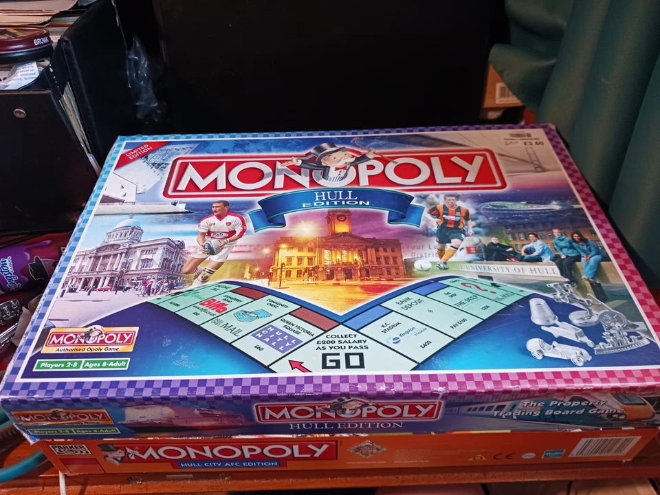 Monopoly Hull Edition Board Game Vintage 2004 Ltd Edition 2-8 Players  - Image 1 of 1