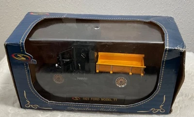 1923 Ford Model TT Diecast Truck 1/32 Scale Collectible With Box - Image 1 of 4