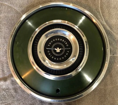 1972 1973 1974 1975 1976 FORD THUNDERBIRD 15 «КОЛПАК КОЛЕСА D4SZ-1130-B - HOLLANDER 706 - Изображение 1 из 4