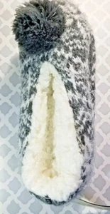 Zapatillas para mujer punto con cable pompón gris y blanco L 8-9 piel sintética abeja y sauce - Imagen 1 de 8