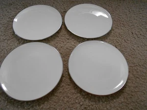 Juego de 4 Platos de Postre de Pan Lenox OLYMPIA PLATINUM 6 3/8", EE. UU. X303P - Imagen 1 de 3