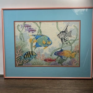 Fabulous Vintage Ocean TROPICAL FISH Completed 1988 Needlepoint Aqua/Green RAHMEN - Bild 1 von 5