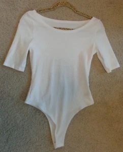 Ivoryđź’—Boat Neck Half Sleeve Stretch Body Suitđź’—Sz *M - Picture 1 of 4
