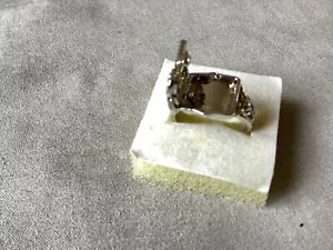 An Unusual Men's Silver-toned Signet Ring with a 'hinged compartment' Size T,. - Picture 1 of 5