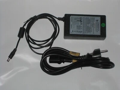 Linearity AC/DC Netzteil - Modell LAD6019AB4 - 12 V - 4 A - 48 W - Bild 1 von 2