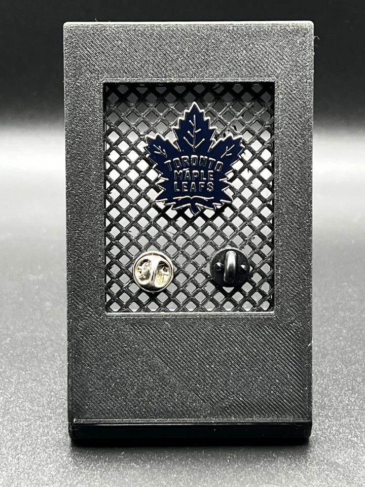 Toronto Maple Leafs -NHL Team - Enamel Pin Brooch Pin Lapel Pin - Image 1 of 1