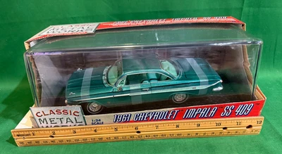 Classic Metal Works 1961 Chevy Chevrolet Impala SS 409 1/24 Diecast NIB BX4 - Image 1 of 4
