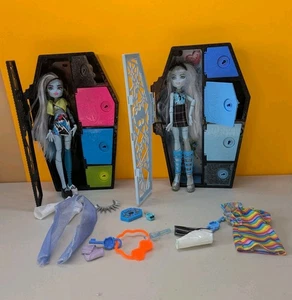 Monster High Skulltimate Secrets Frankie Stein Neon Frights + Muñecas Fearidescent - Imagen 1 de 7