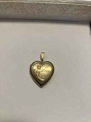 Vintage 14K Gold I LOVE YOU Heart Picture Photo Locket Pendant - Image 1 of 3